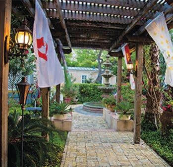 Arbor House Suites Bed And Breakfast San Antonio Extérieur photo