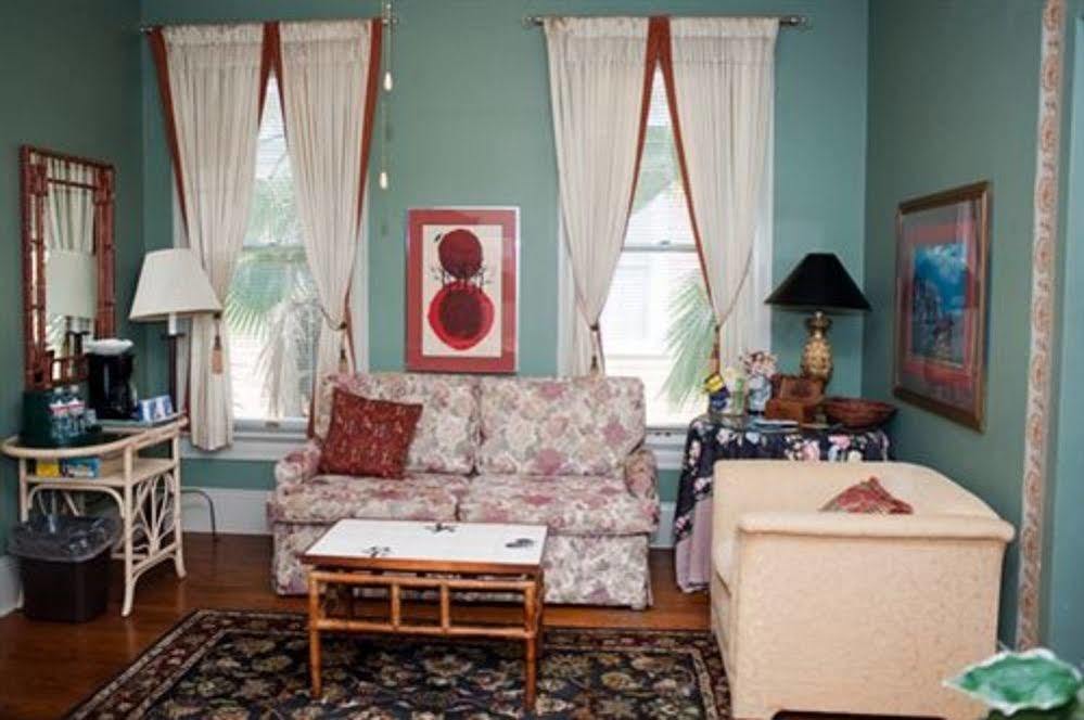 Arbor House Suites Bed And Breakfast San Antonio Extérieur photo